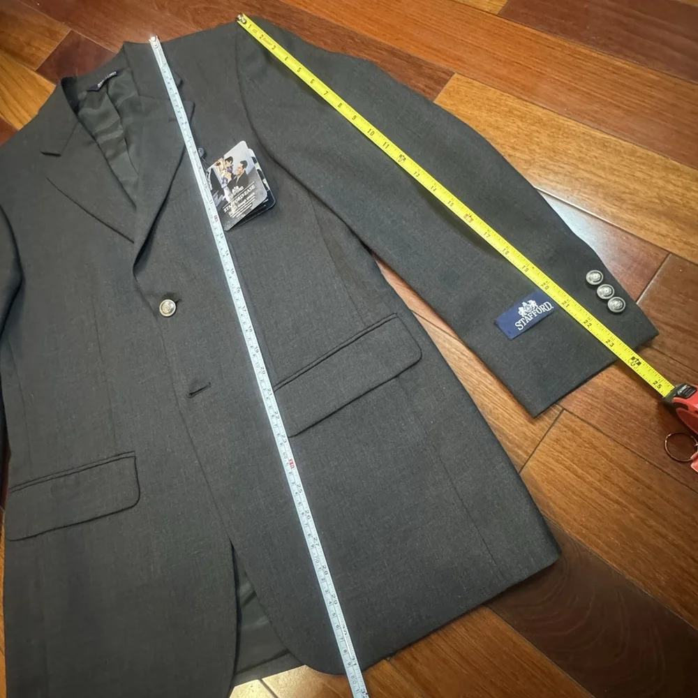 NWT Stafford Ease Wool Blend Suit Blazer Jacket Size:36R Charcoal Gray Vent